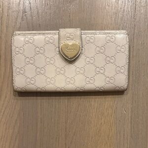 Gucci Beige Wallet with Gold Heart Detail